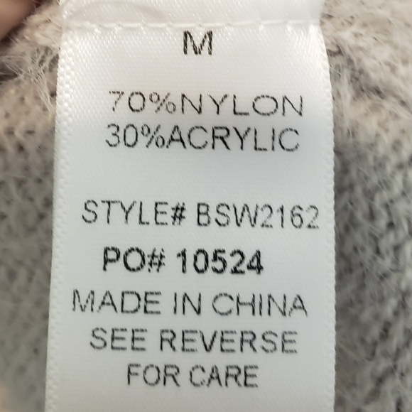 BaeVely Anthropologie Sweater Fuzzy Soft Stretchy WEEKEND Oversized Size Medium - Picture 11 of 12